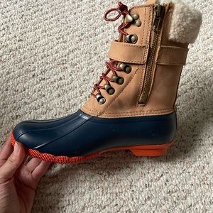 Sperry Shearwater Tan/Navy 6.5